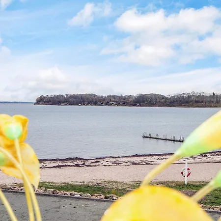 4 Star In Hejls Hejlsminde